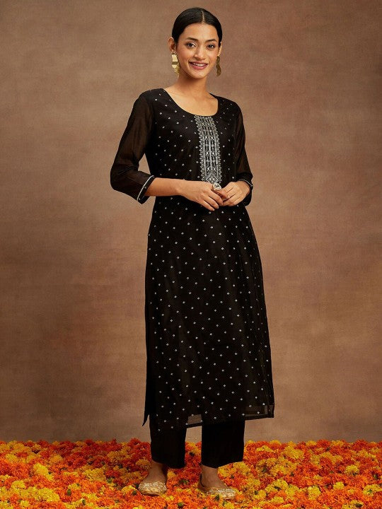 Ethnic Motifs Embroidered Chanderi Silk Straight Kurta