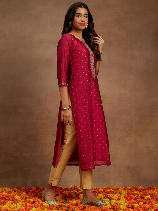 Ethnic Motifs Embroidered Chanderi Silk Straight Kurta